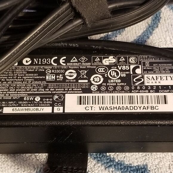 HP N193 charger for laptop or chromebook - Picture 6 of 6